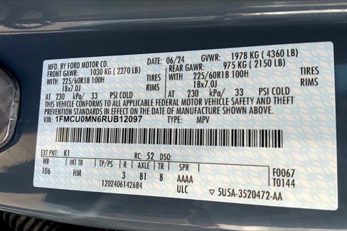 Used 2024 Ford Escape ST-Line w/ Cold Weather Package image 32