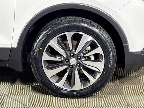 Used 2021 Buick Encore Preferred image 22