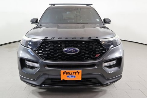 Used 2020 Ford Explorer ST w/ Premium Technology Package image 2