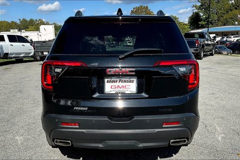 Certified 2023 GMC Acadia SLE w/ Driver Convenience Package image 6