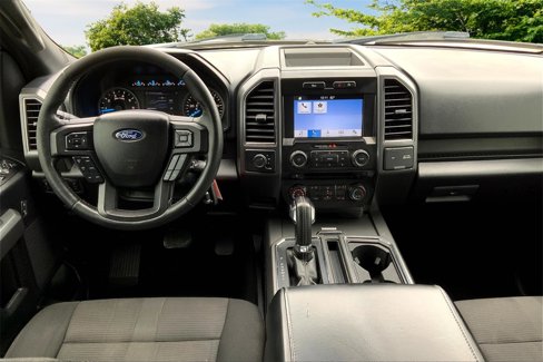 Used 2017 Ford F150 XLT w/ Equipment Group 302A Luxury image 8
