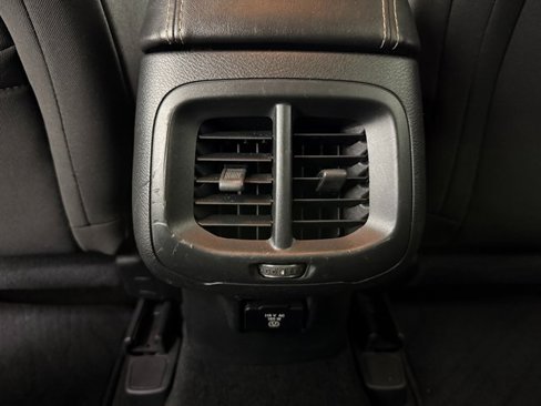 Used 2016 Jeep Cherokee Latitude image 32