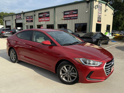 Used 2018 Hyundai Elantra SEL image 3