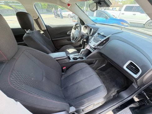 Used 2015 Chevrolet Equinox LS image 21