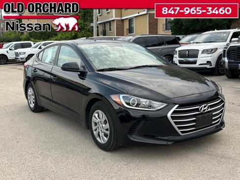 Used 2017 Hyundai Elantra SE image 4