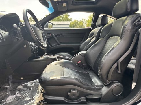 Used 2003 Hyundai Tiburon GT image 17