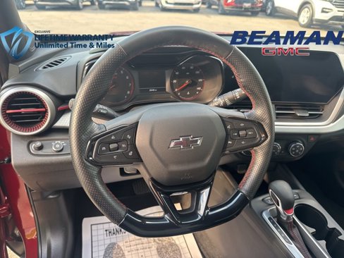Certified 2024 Chevrolet Trax RS w/ Sunroof Package image 15