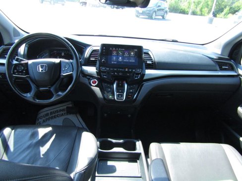 Used 2018 Honda Odyssey Elite image 17
