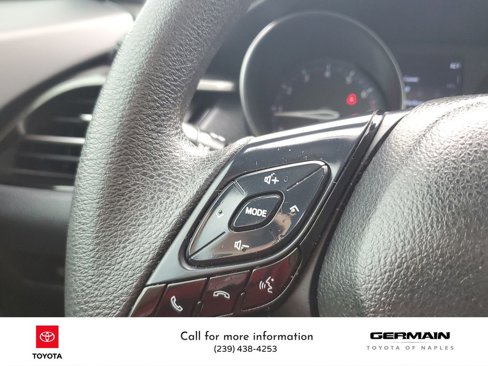 Certified 2019 Toyota C-HR LE image 35