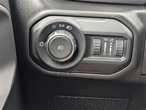 Used 2022 Jeep Wrangler Willys image 25