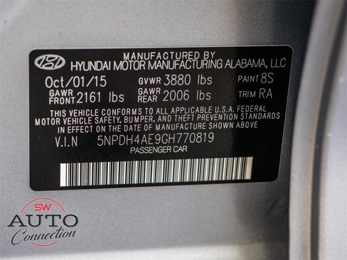 Used 2016 Hyundai Elantra SE image 24