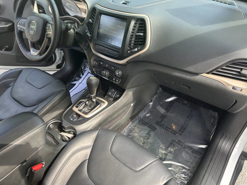 Used 2014 Jeep Cherokee Limited image 22