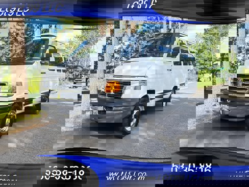 Used 1999 Dodge B3500 image 3