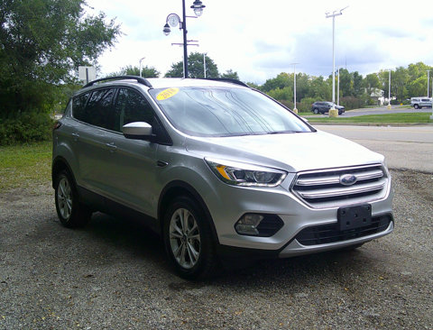 Used 2018 Ford Escape SEL image 3