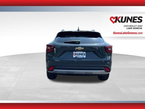 New 2025 Chevrolet Trax LT w/ Driver Confidence Package image 5