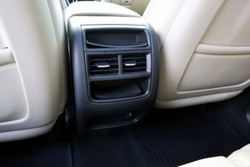 Used 2018 Cadillac XT5 Luxury image 28