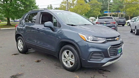 Certified 2022 Chevrolet Trax LT w/ LT Convenience Package image 2