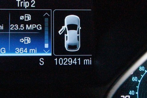 Used 2015 Ford Escape SE w/ SE Chrome Package image 4
