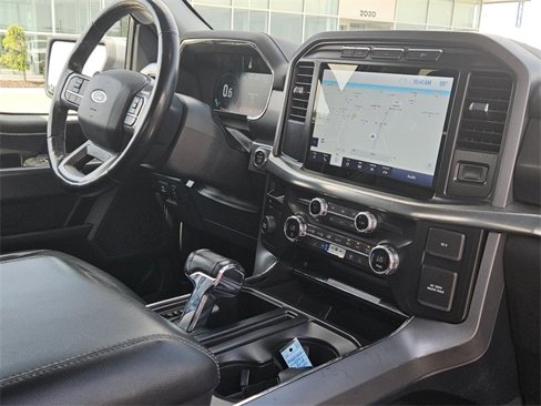 Used 2021 Ford F150 Lariat image 32