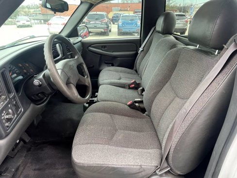 Used 2004 Chevrolet Silverado 1500 2WD Regular Cab image 14