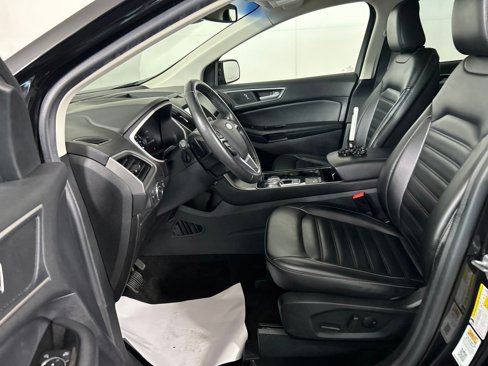 Used 2020 Ford Edge SEL w/ Convenience Package image 11