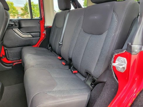 Certified 2016 Jeep Wrangler Unlimited Sport image 10
