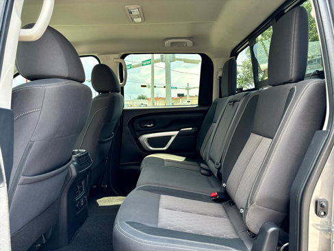 Used 2023 Nissan Titan SV w/ SV Utility Package image 27