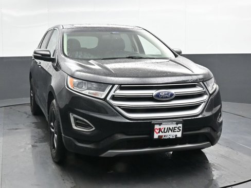 Used 2017 Ford Edge SEL w/ Equipment Group 201A image 4