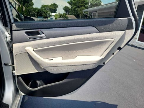 Used 2019 Hyundai Sonata SEL image 32