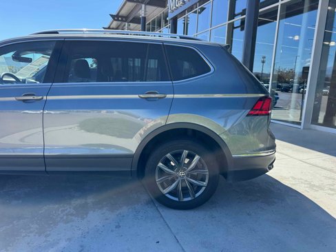 Used 2022 Volkswagen Tiguan SE image 4