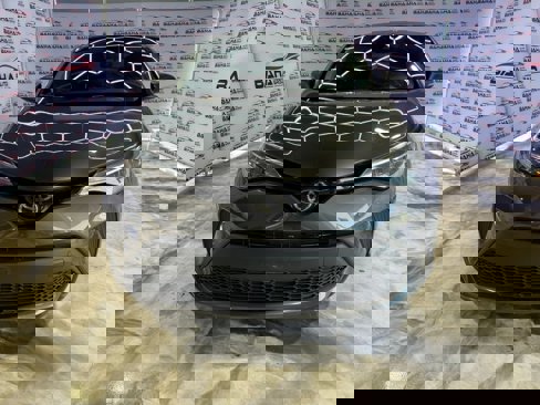 Used 2020 Toyota C-HR LE image 6