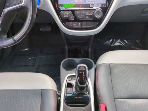 Used 2020 Chevrolet Bolt Premier w/ Infotainment Package image 18