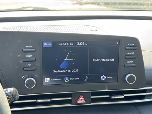 Used 2021 Hyundai Elantra SEL image 22