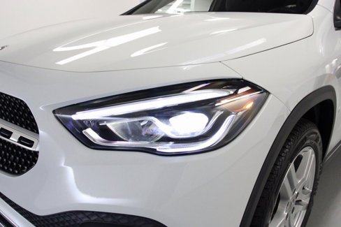 Used 2023 Mercedes-Benz GLA 250 4MATIC w/ Premium Package image 9