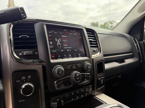 Used 2018 RAM 2500 Laramie w/ Sport Appearance Group image 14