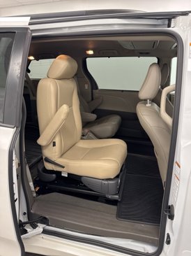 Used 2019 Toyota Sienna XLE Premium image 22
