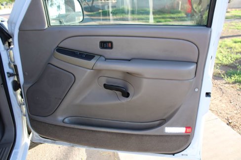Used 2005 Chevrolet Silverado 1500 LS w/ Light Duty Power Package image 14