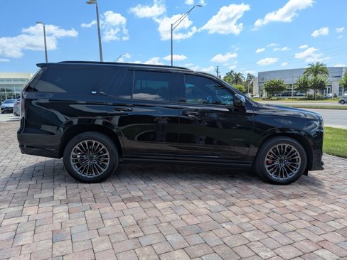 Used 2023 Cadillac Escalade V image 6