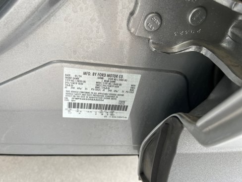 Used 2024 Ford Edge Titanium image 25