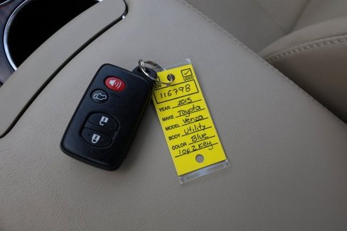 Used 2015 Toyota Venza Limited image 10
