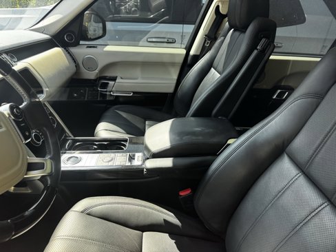 Used 2017 Land Rover Range Rover Long Wheelbase Supercharged image 9