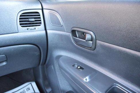 Used 2009 Hyundai Accent SE image 46