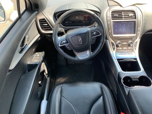Used 2019 Lincoln Nautilus Premier image 19