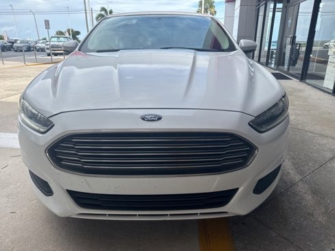 Used 2015 Ford Fusion S image 3