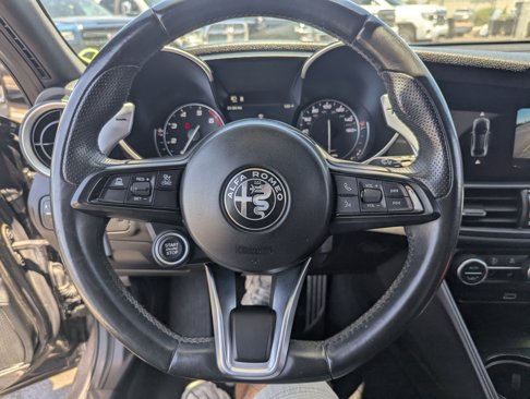 Used 2023 Alfa Romeo Giulia Sprint image 28