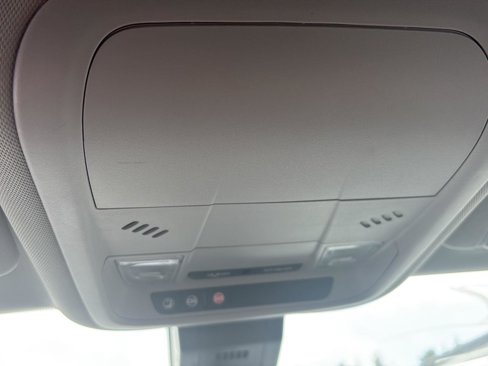 Used 2020 Chevrolet Equinox LS image 14