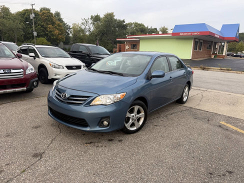 Used 2013 Toyota Corolla LE w/ Premium Pkg image 2