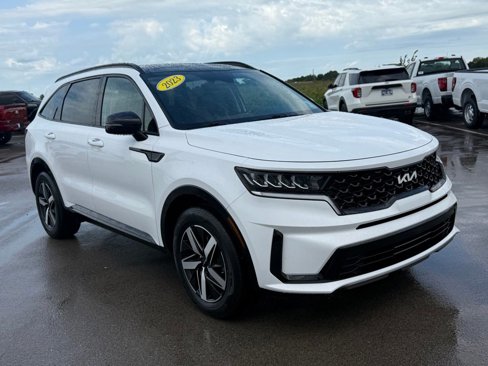 Used 2023 Kia Sorento S w/ Panoramic Sunroof Package image 2