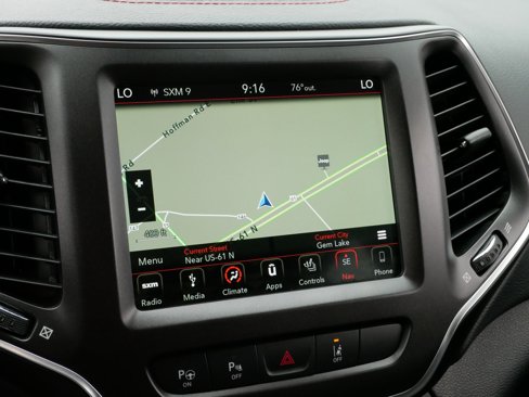 Used 2019 Jeep Cherokee Trailhawk image 22