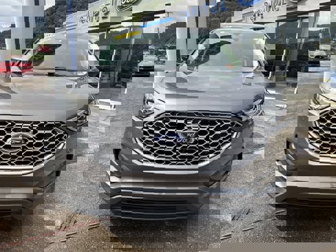 Used 2023 Ford Edge SE image 11